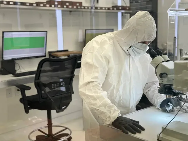 Cleanroom technician — PCB and hard drive repair